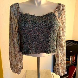 AEO NWT Smocked Peasant Floral Top